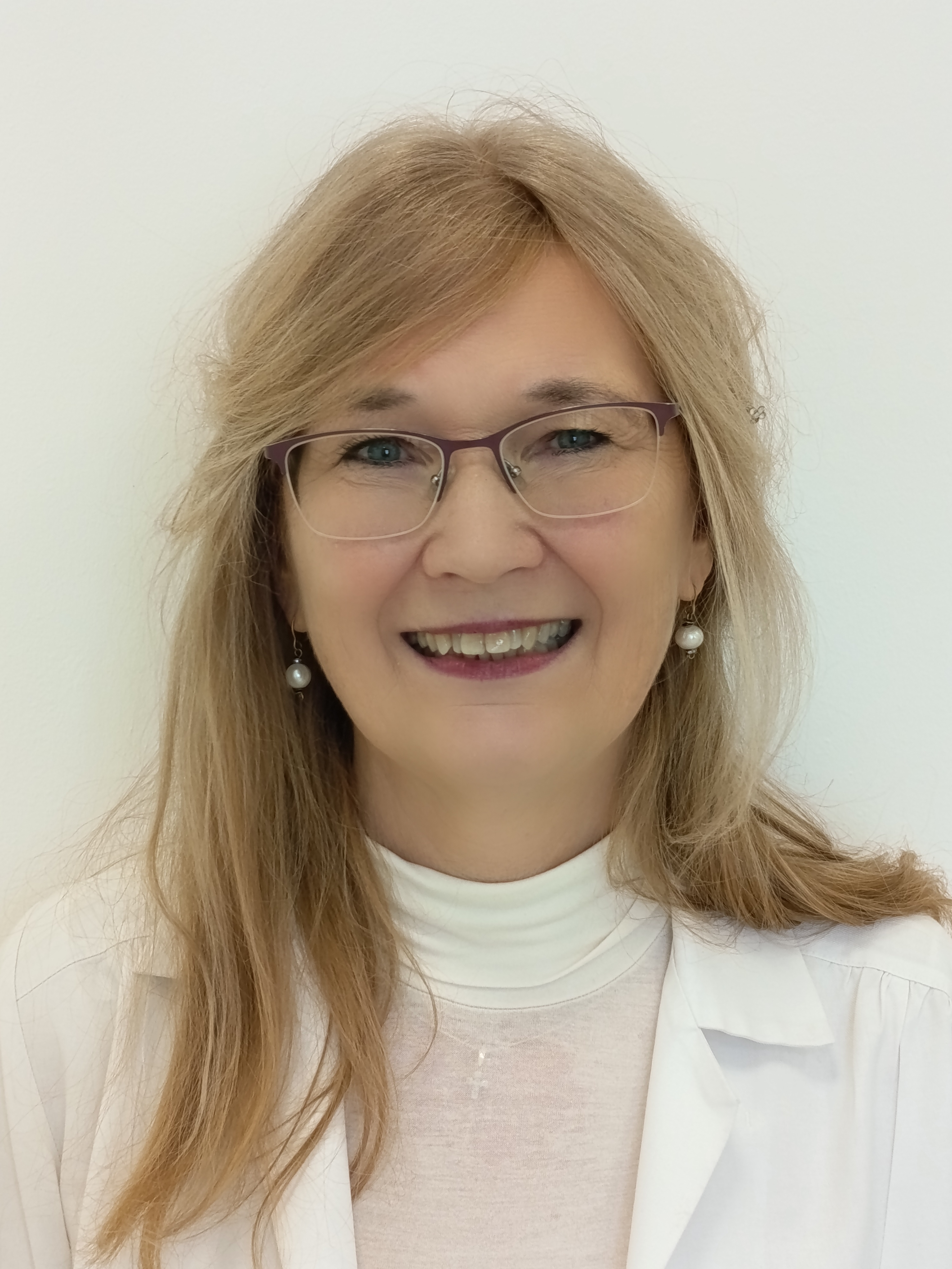 Dr. Csizmadia Katalin